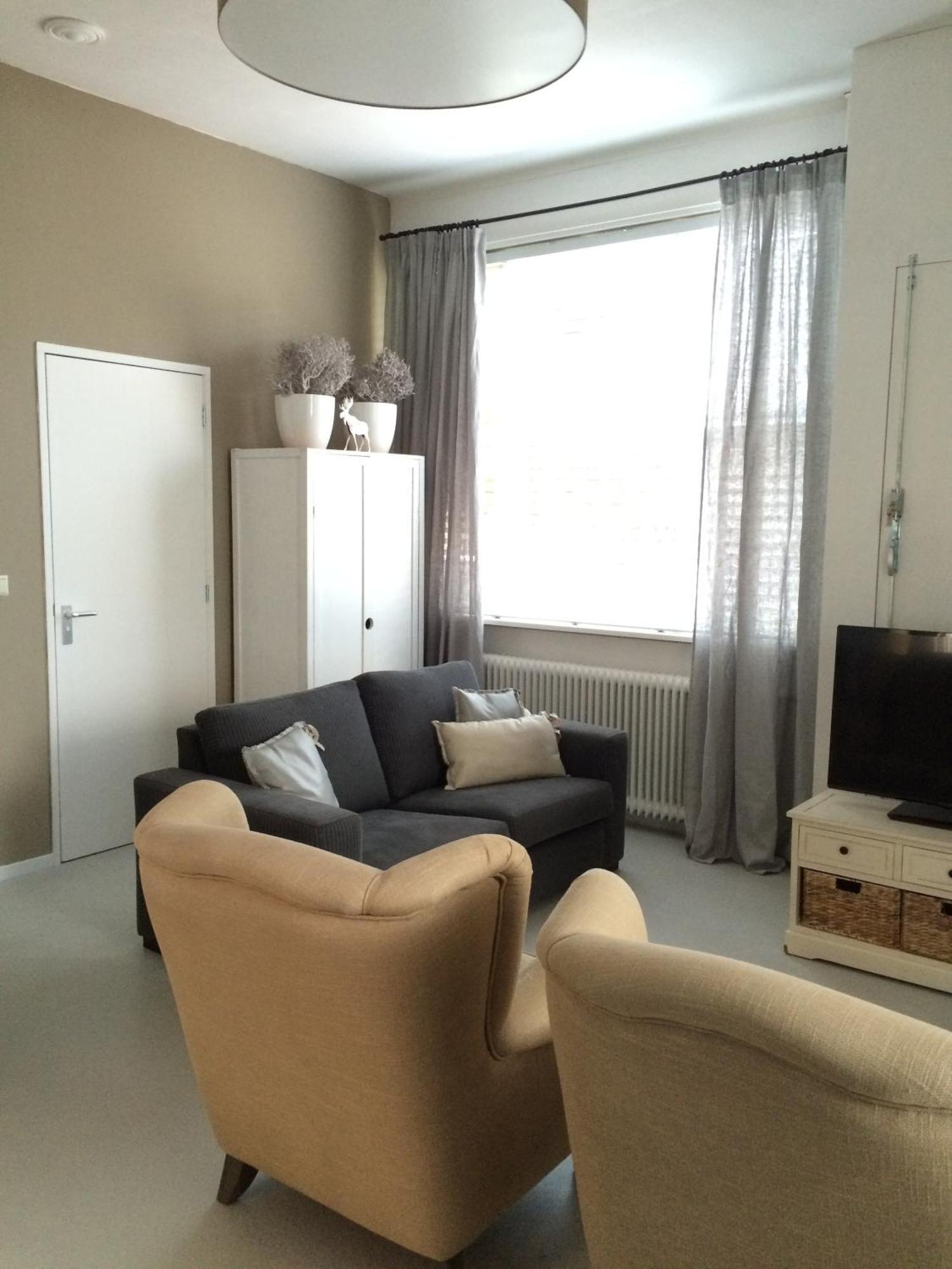 Raadhuis Egmond Egmond aan den Hoef Zimmer foto